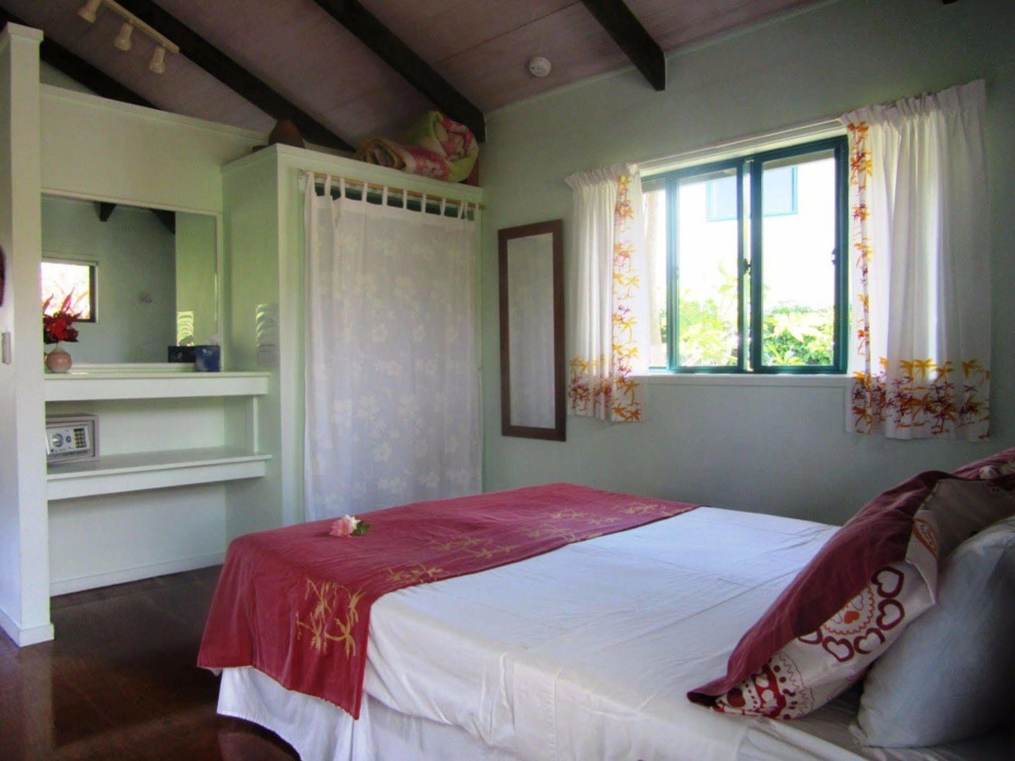 Aroa Kainga Bungalows And Apartment ラロトンガ島 エクステリア 写真