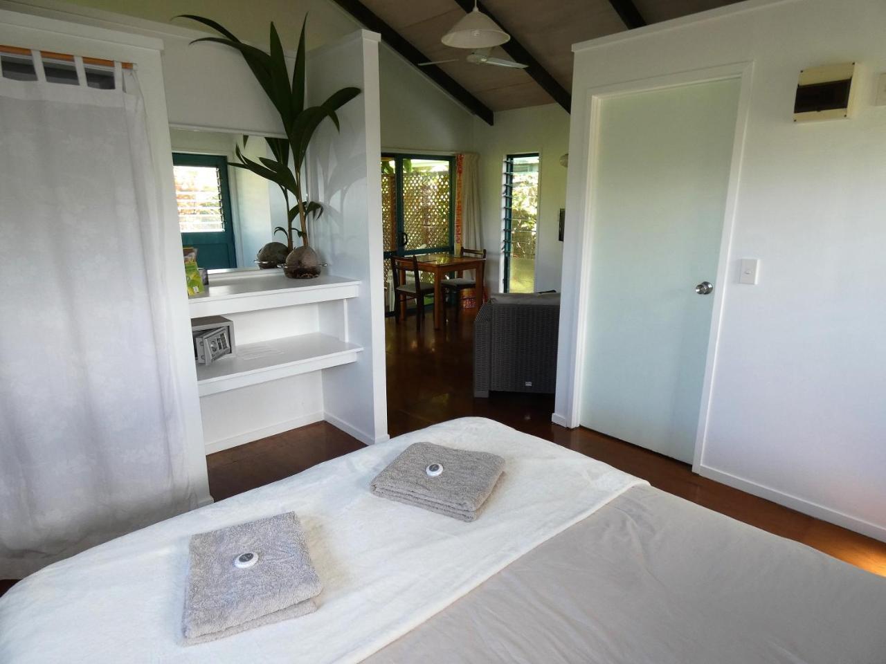 Aroa Kainga Bungalows And Apartment ラロトンガ島 エクステリア 写真